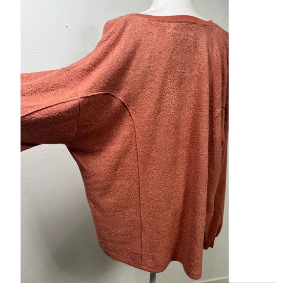 Urban Outfitters Large Oversized Sweater Women's Soft Knit - Picture 4 of 9